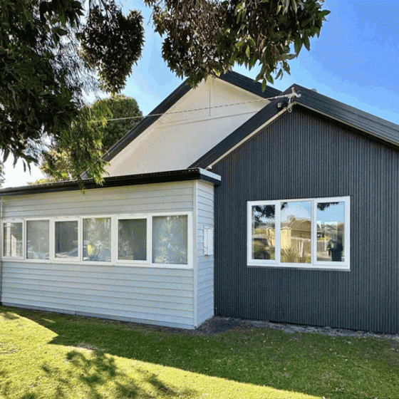 Reclad – Cedarline Vinyl Cladding Satin Grey – Melbourne