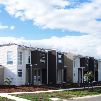 Multi-unit new build – Duratuff Vinyl Cladding White – Point Cook, Victoria