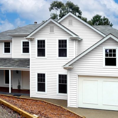 New build – Cedarline Vinyl Cladding Frost White – Mount Eliza, Victoria