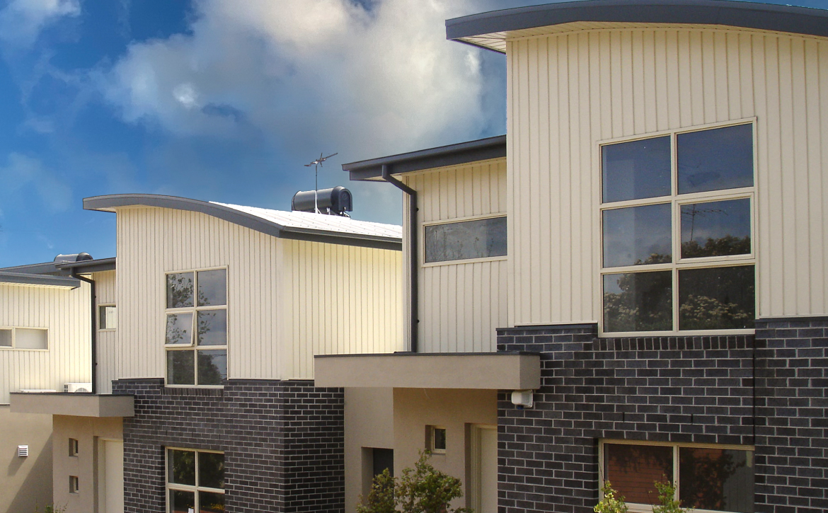 Vertical vinyl cladding | Vinyl Cladding Professionals