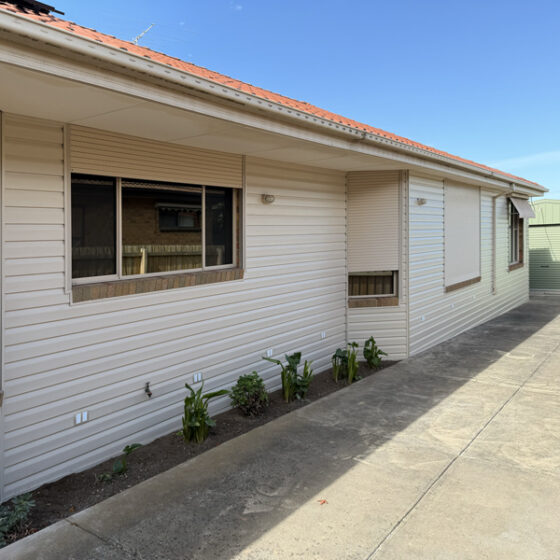 Reclad over brick – Duratuff White – Reservoir, Melbourne
